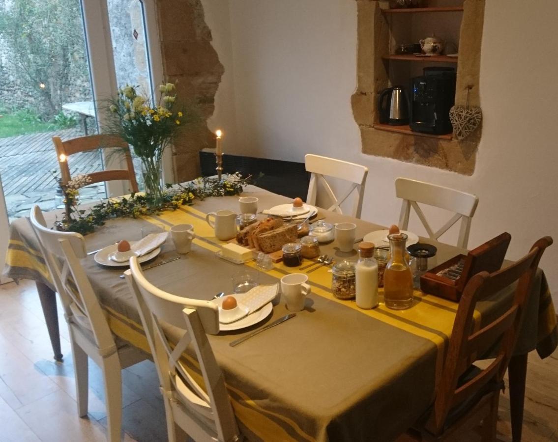 Bed and Breakfast Domaine De La Castagnere Castetnau-Camblong Exterior foto